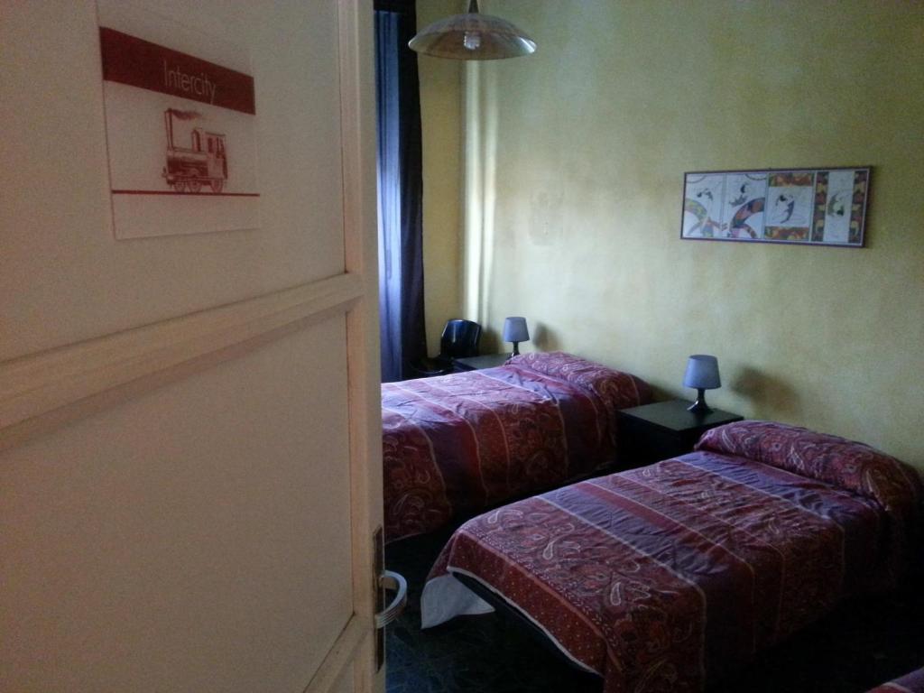 Ferienwohnung A Due Passi Dal Treno Pisa Zimmer foto