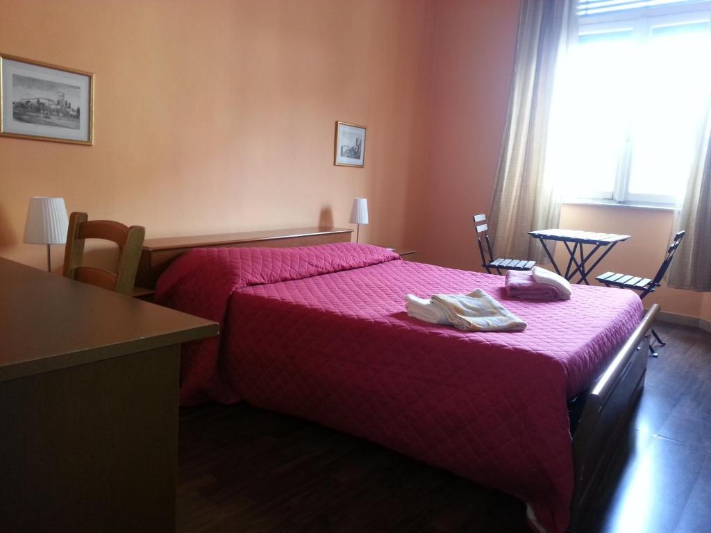 Ferienwohnung A Due Passi Dal Treno Pisa Zimmer foto