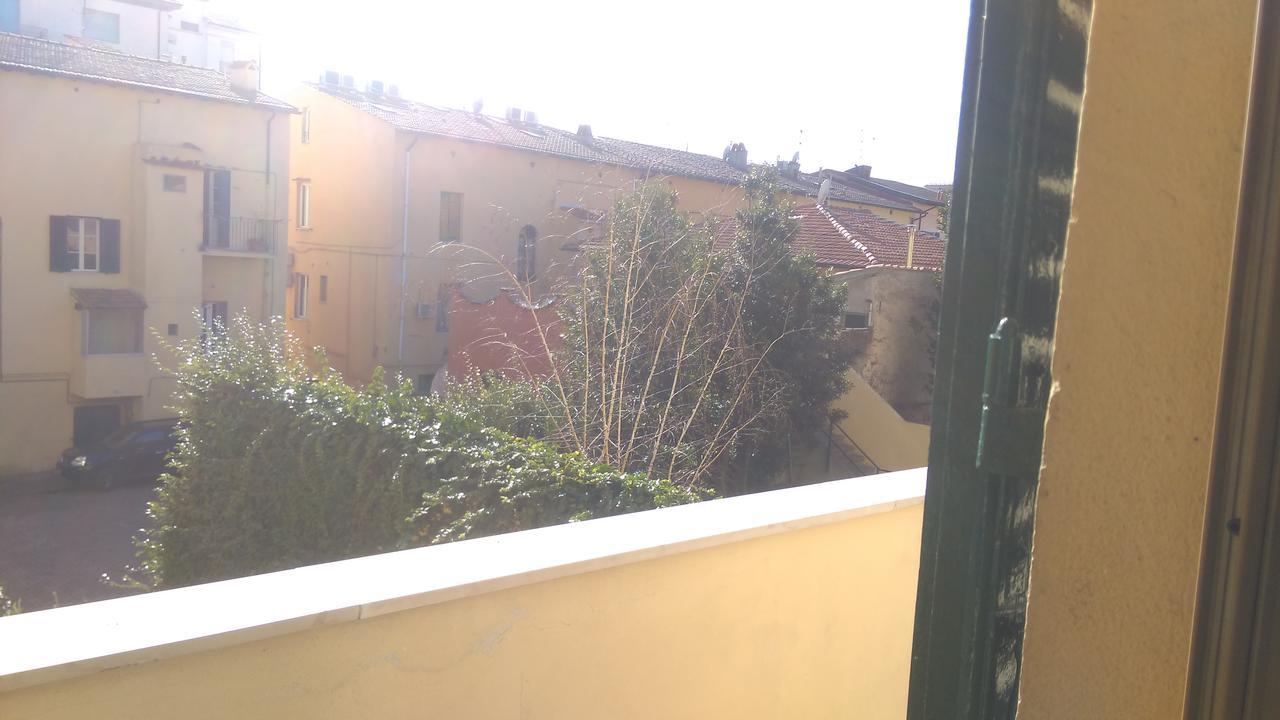 Ferienwohnung A Due Passi Dal Treno Pisa Exterior foto